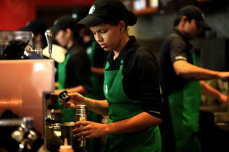 do you need to have experience to work at starbucks