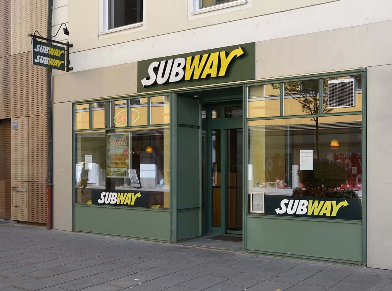 How Much Does Subway Pay?