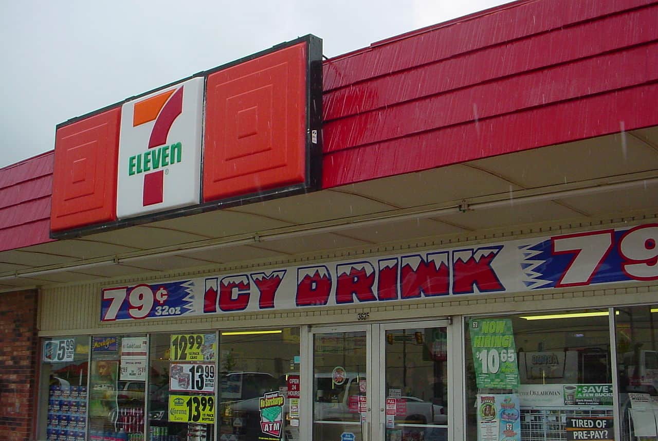 how much does 7 eleven pay Archives