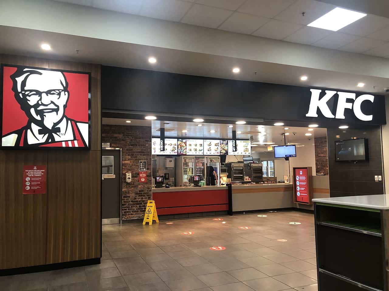 How Much Does Kfc Pay Month Club