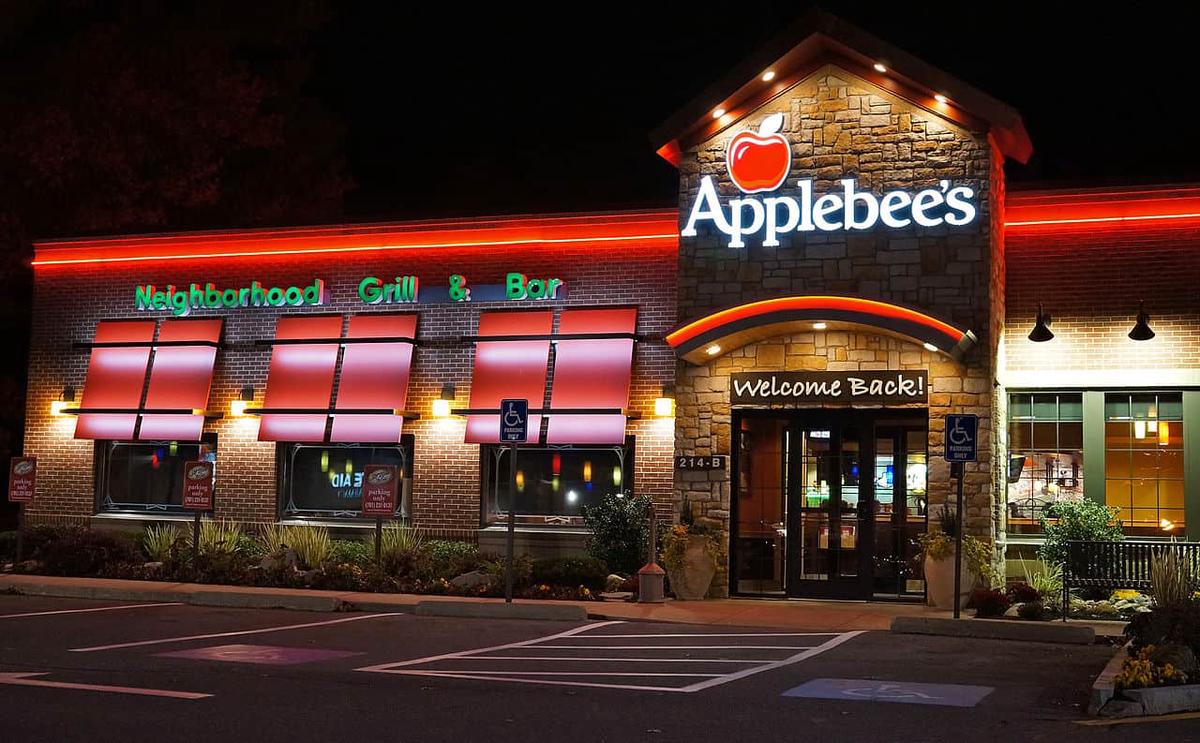 See how to fill out an Applebee